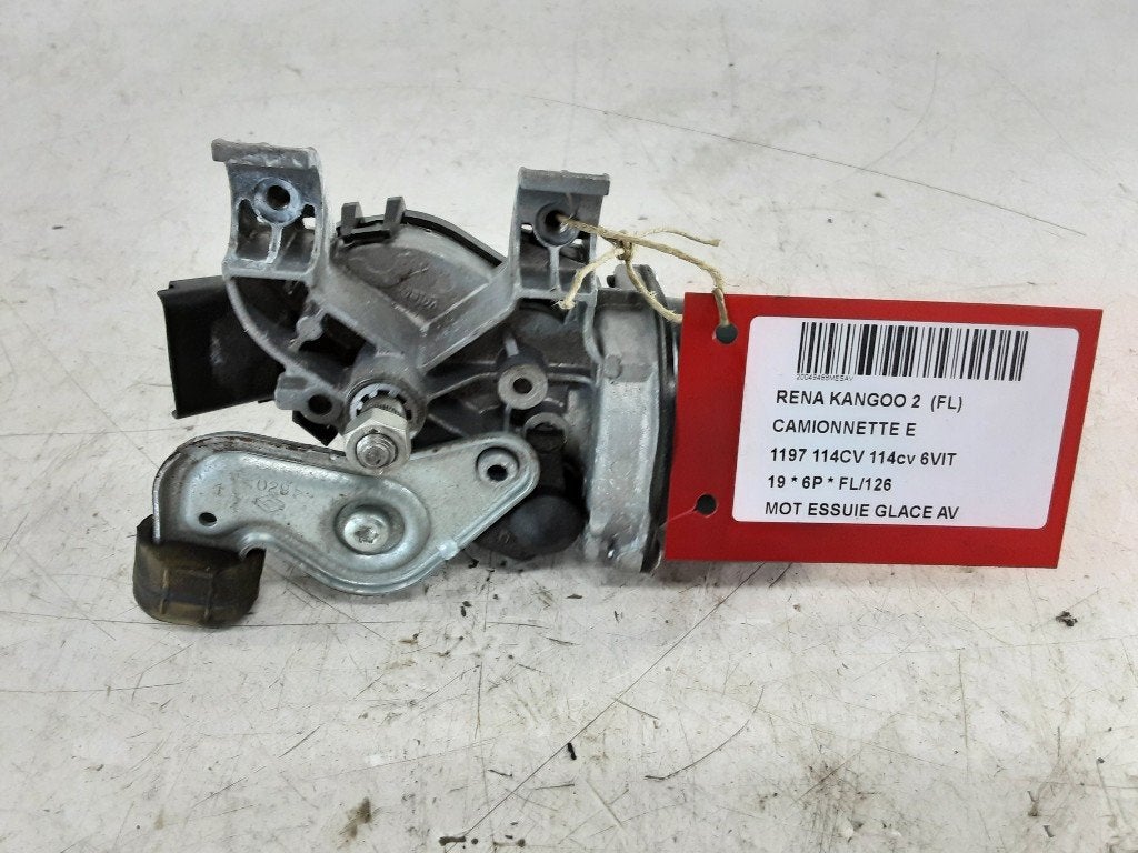 MOTEUR ESSUIE-GLACE AVANT Kangoo / Grand Kangoo (KW), Renault, Mevr. I. Hauben, Utilisé, Rue de l'Espoir 34 34
4030  GRIVEGNÉE, BE