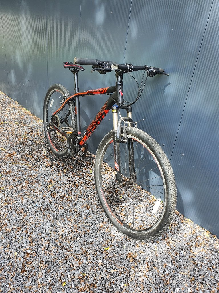 Vélo de montagne VELOCE pour adulte taille 29 Rides Comfort, Autres marques, Frein sur jante, 49 à 53 cm, Comme neuf