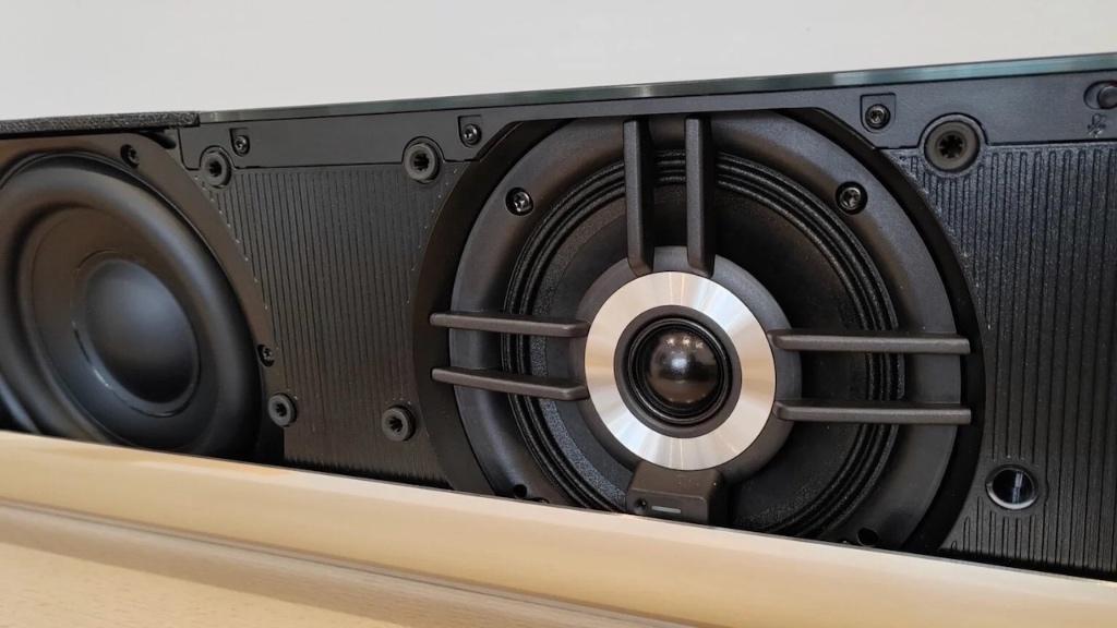 Bang & Olufsen Beosound Theatre 55 Alu/Eik Dolby Atmos - B&O, TV, Hi-fi & Vidéo, Barres de son, Info@bang-olufsen.dk, Comme neuf