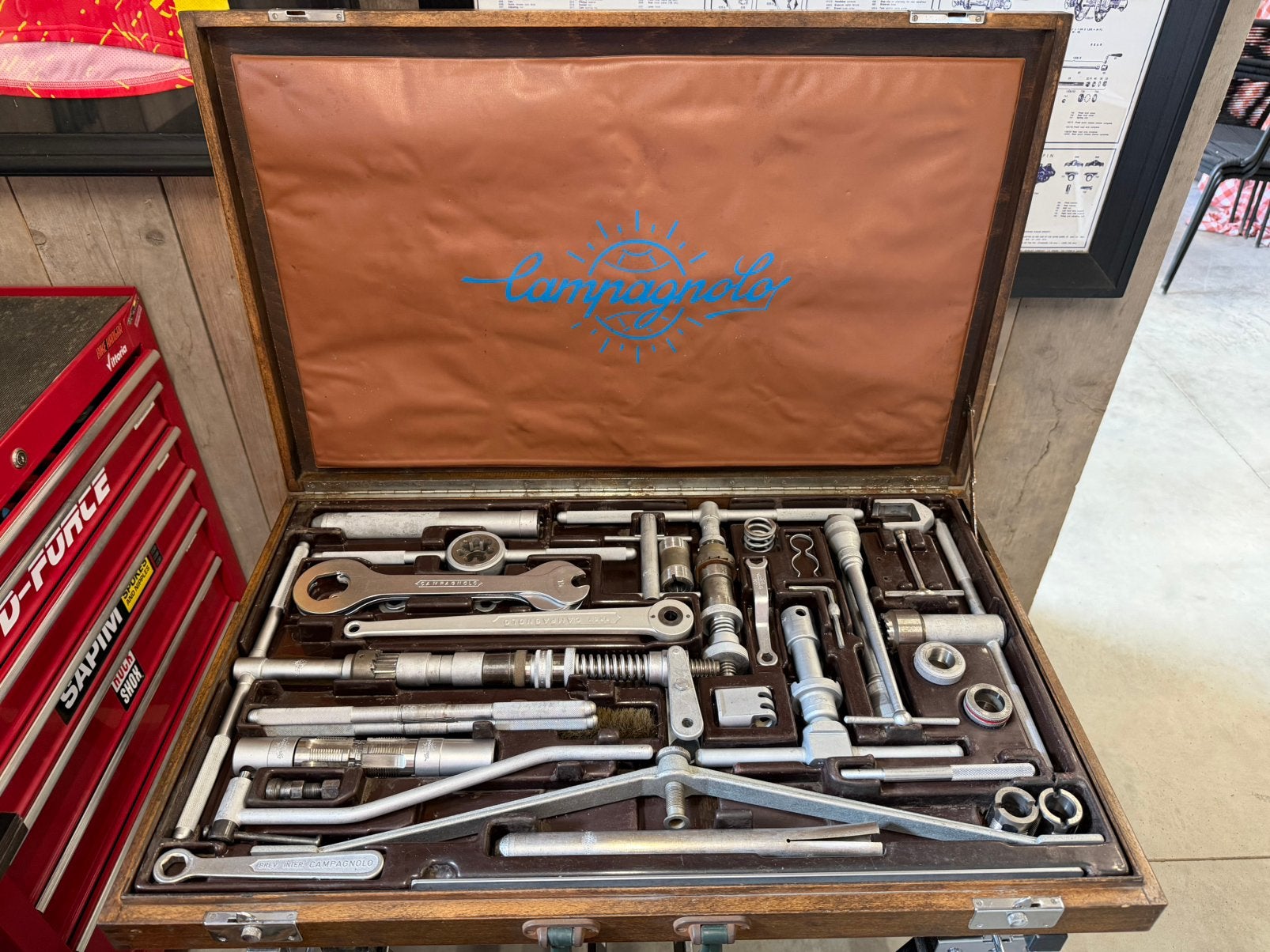 Campagnolo toolbox gereedschapskoffer, Ophalen, Zo goed als nieuw