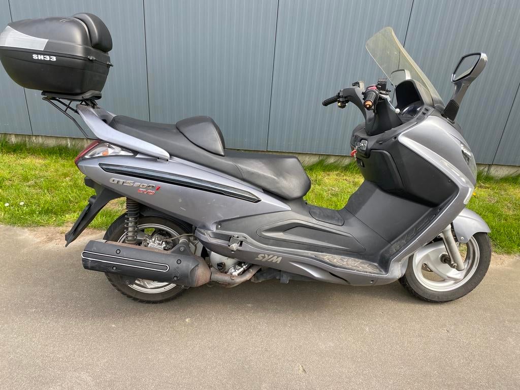 Sym 300 cc, Particulier