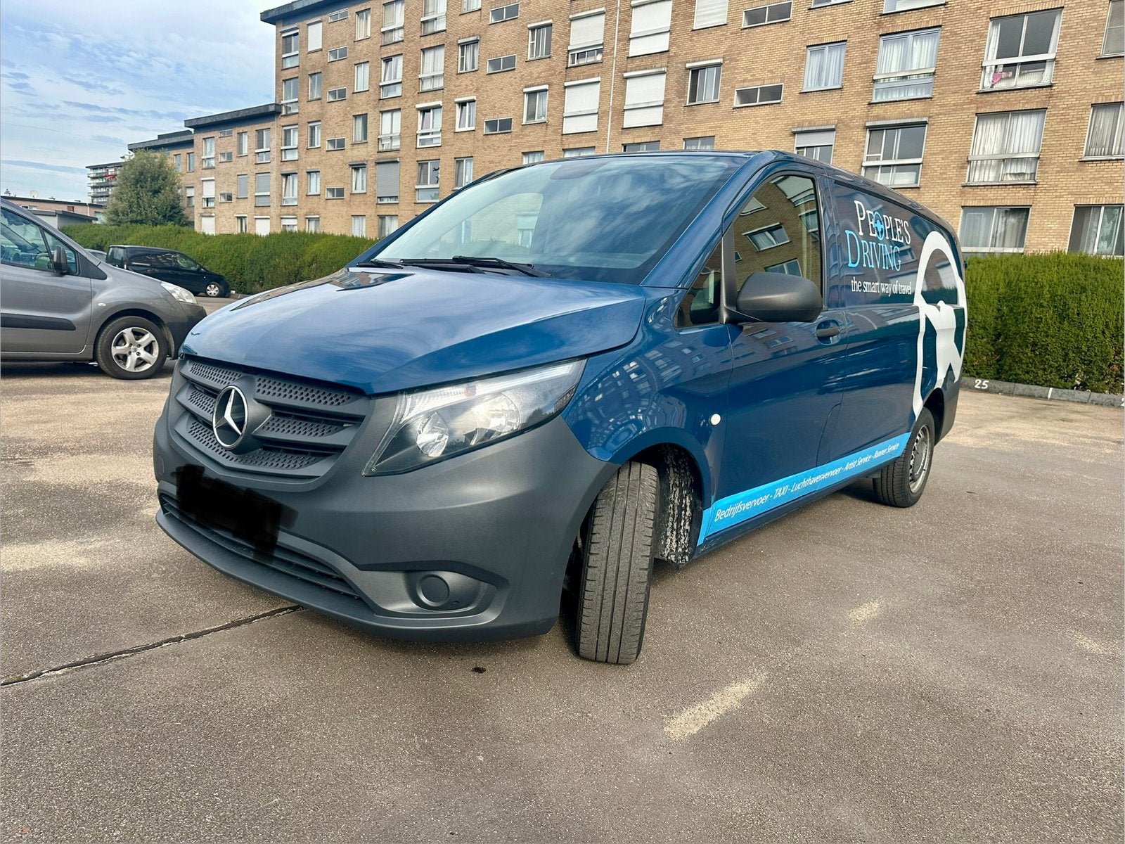 Mercedes-Benz Vito 111 CDI  euro 6b, Auto's, Voorwielaandrijving, 4 cilinders, Blauw, Leder