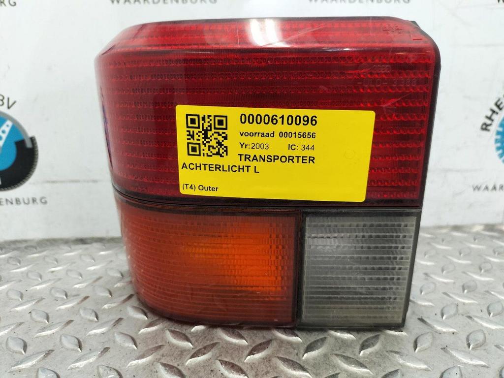 VOLKSWAGEN TRANSPORTER 2.5 TDI 292 T800Base  ACHTERLICHT L 2, Enlèvement ou Envoi, Utilisé, Stiba membre