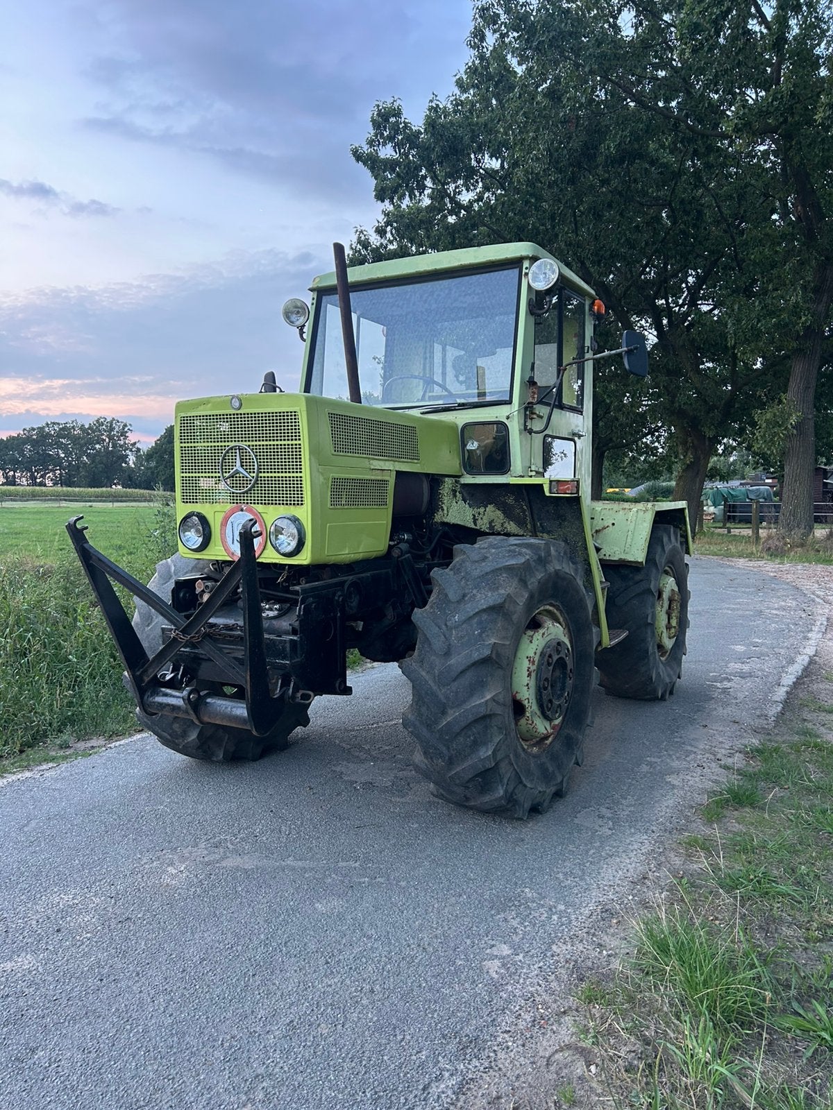 MB TRAC 800 40 km, 2500 tot 5000, Oldtimer, Tot 80 Pk, Ophalen