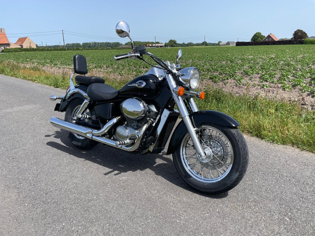 Honda shadow 750, Motos, Motos | Honda, Particulier, 12 à 35 kW, 2 cylindres, Permis Moto A2 minimum, Enlèvement