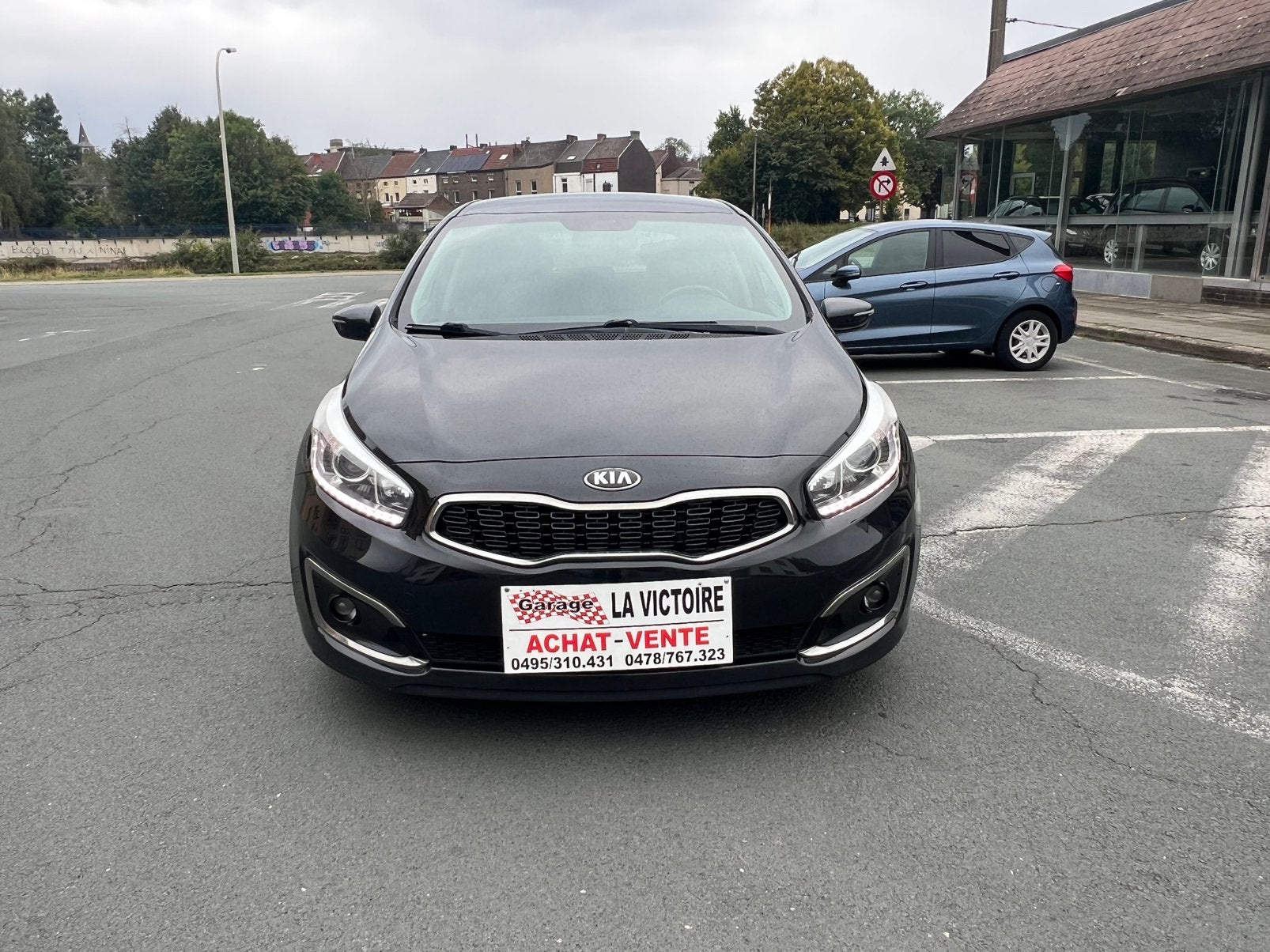 KIA Ceed 5 PORTES 1.6 CRDi 172000km 2016 année 0032478767323, Argent ou Gris, Achat, Euro 6, Entreprise