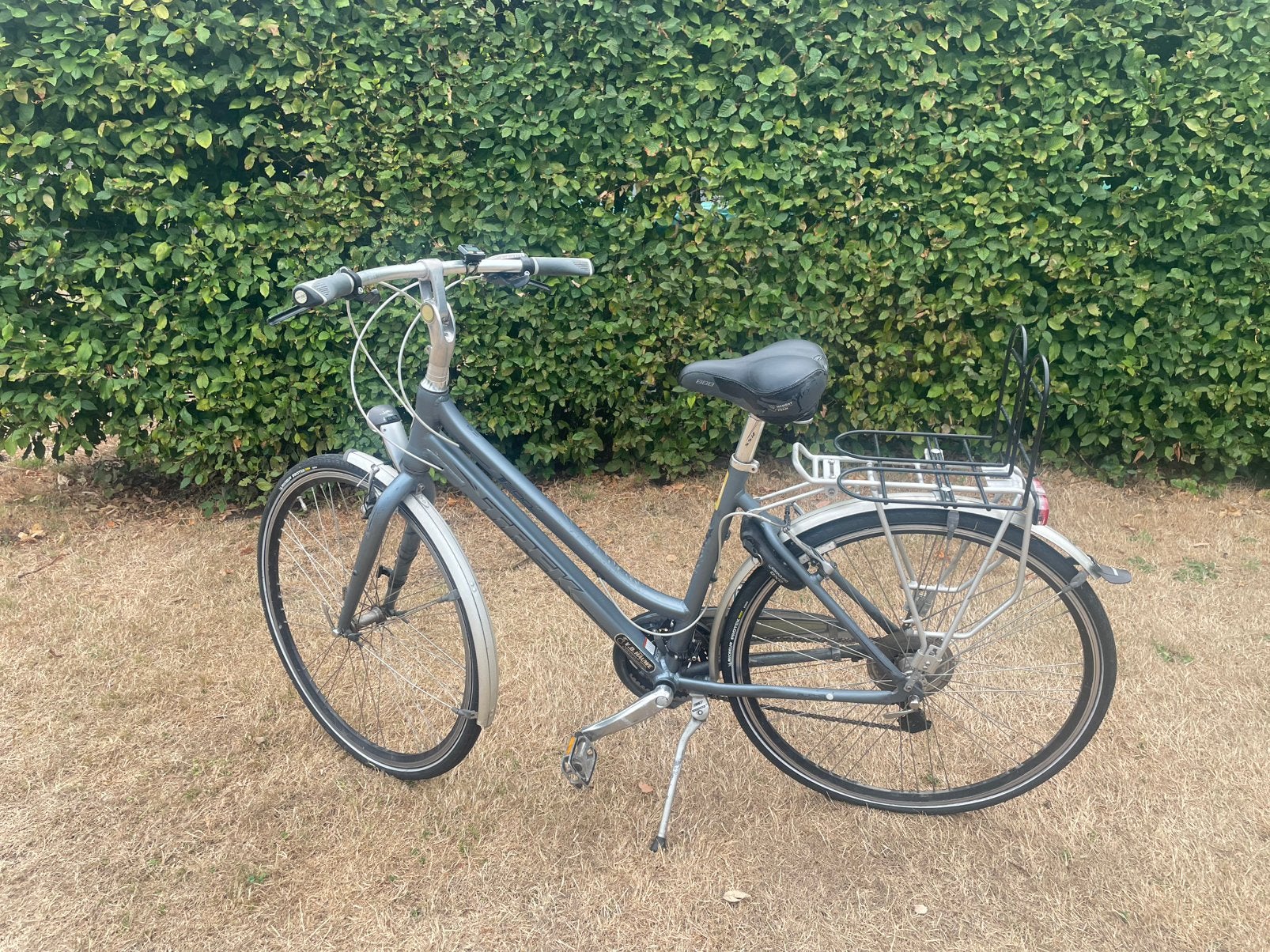 Damesfiets Trek T200 sl, Fietsen en Brommers, Fietsen | Dames | Damesfietsen, Gebruikt, Velgrem, 47 tot 50 cm, Versnellingen