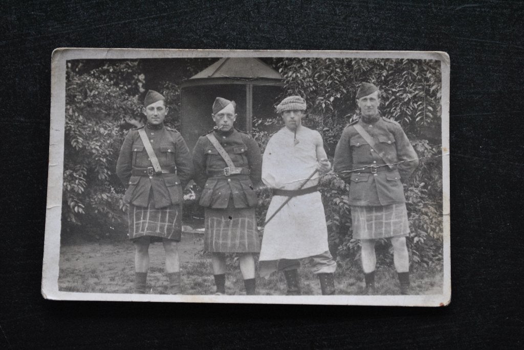 Photo carte originale Groupe de militaires belges ? Rappel, Collections, Enlèvement ou Envoi, Autres, Photo ou Poster