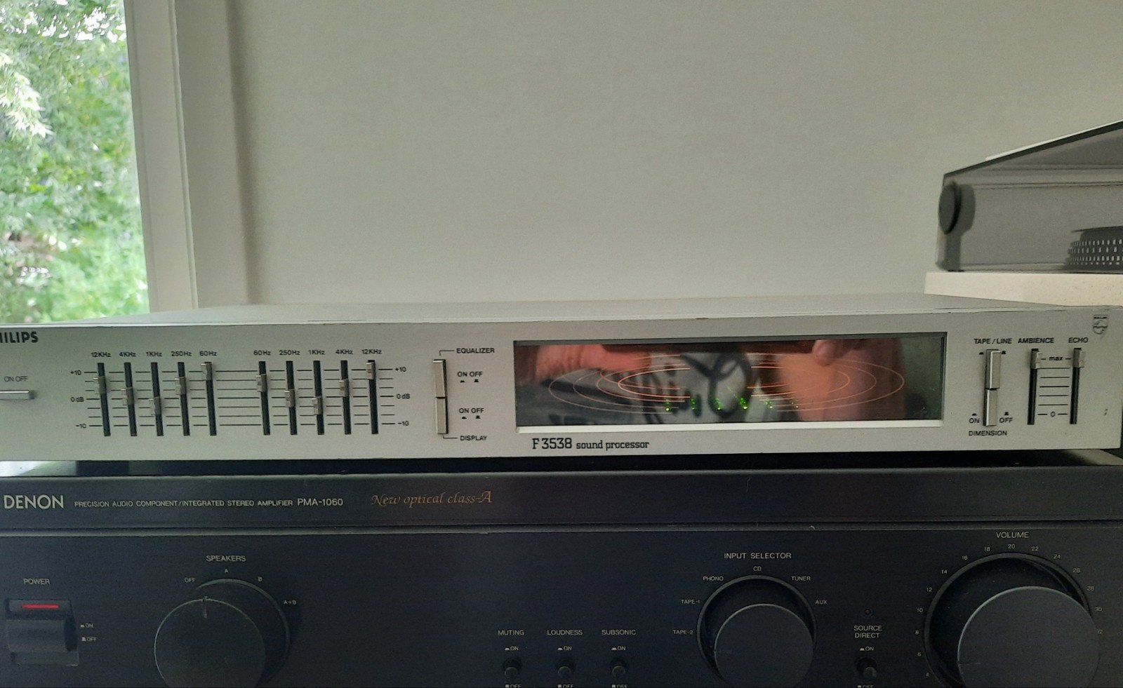 Philips  F3538 sound processor nog in goede staat., Audio, Tv en Foto, Overige Audio, Tv en Foto, Ophalen, Gebruikt