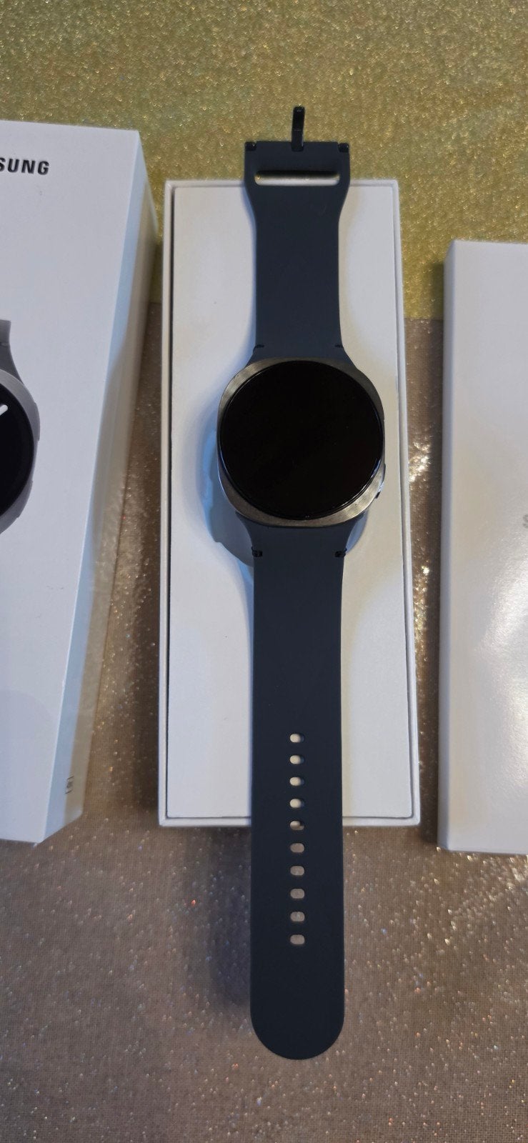 Samsung Watch 8 40mm neuve, Bijoux, Sacs & Beauté, Montres connectées, Neuf, Android, Gris, GPS, Battement de coeur, Dormir, La vitesse