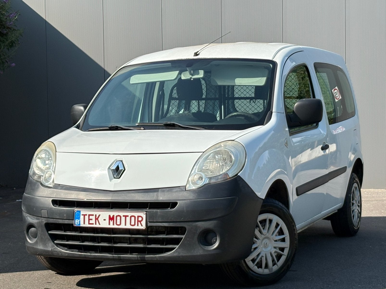 RENAULT KANGOO 1.5 DIESEL LICHTEVRACHT, GEKEURD, PROPER!!, Autos, Achat, Entreprise, Garantie prolongée, Boîte manuelle