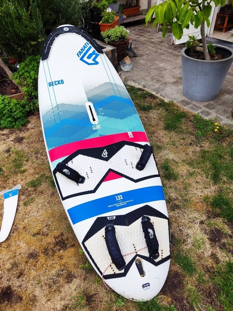 Fanatic Gecko 133 l   HRS, Sports nautiques & Bateaux, Planche à voile, Planche, Avec aileron(s), Fanatic, Moins de 250 cm