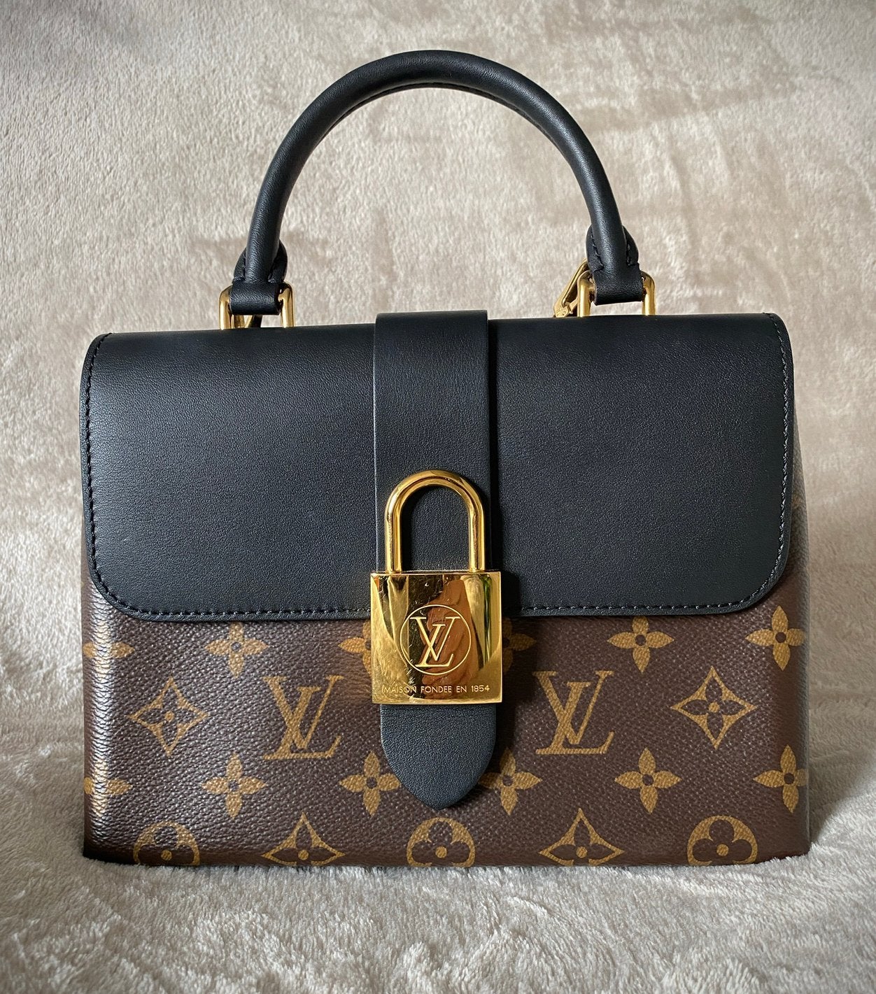 Louis Vuitton Locky BB in leder. Als nieuw! Complete set ️, Handtassen en Accessoires, Ophalen of Verzenden, Zo goed als nieuw