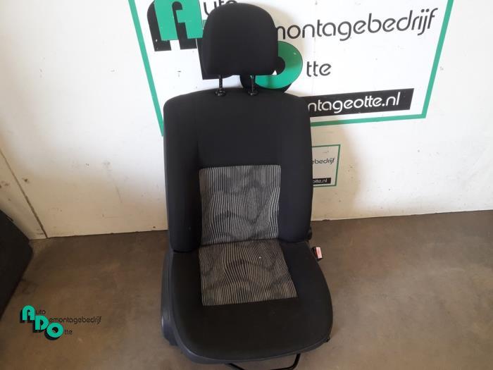 Stoel rechts van een Dacia Sandero, Dacia, Gebruikt, -, -