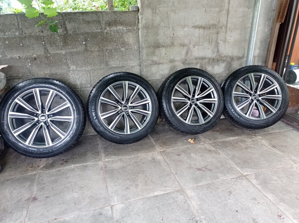 Belles jantes Origine Audi Q8 285/45/21 113Y 7.5mm!, Autos : Pièces & Accessoires, Enlèvement ou Envoi, 21 pouces, Jante(s)