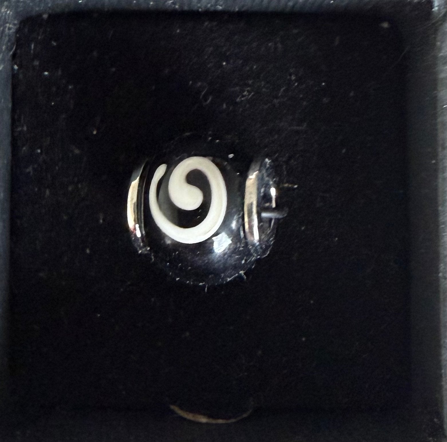 Bedeltje voor bedelarmband, Ophalen, Zo goed als nieuw
