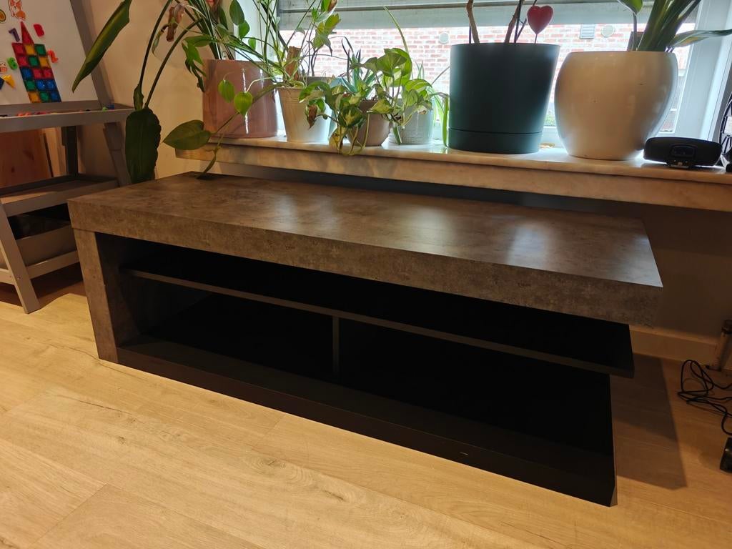 Tv meubel, Ophalen