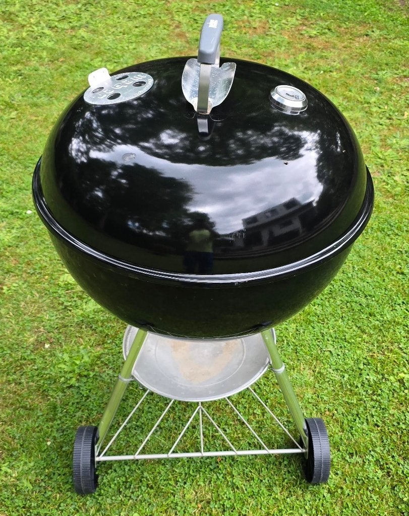 Te koop Weber barbecue diameter 57 cm., Tuin en Terras, Houtskoolbarbecues, Ophalen, Gebruikt, Weber