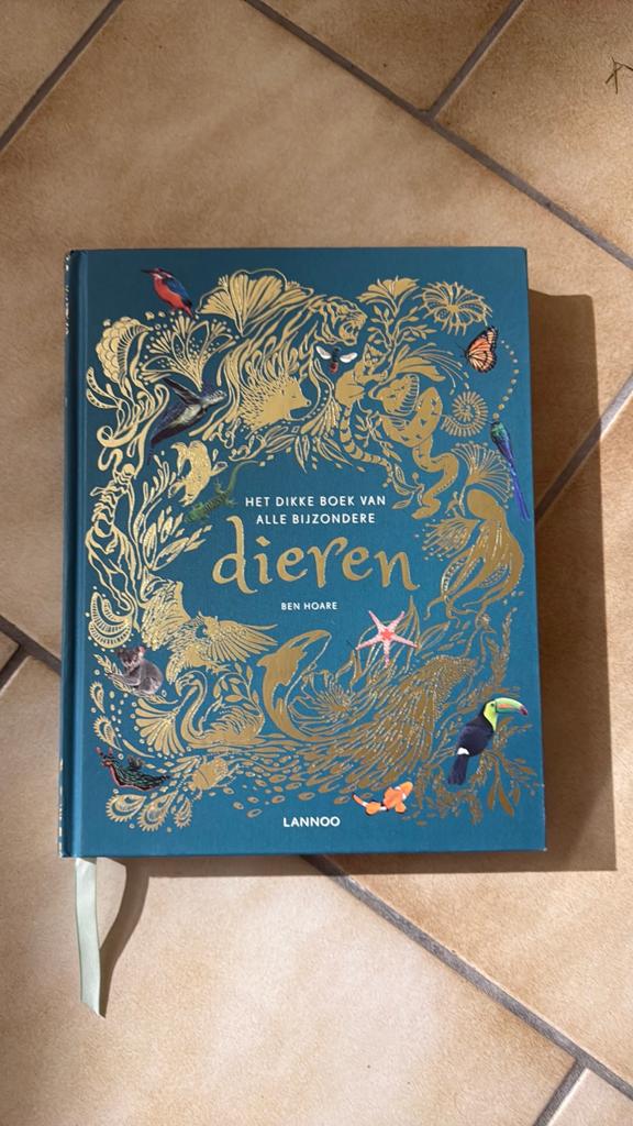 Ben Hoare - Het dikke boek van alle bijzondere dieren, Non-fictie, Ben Hoare, Ophalen, Gelezen