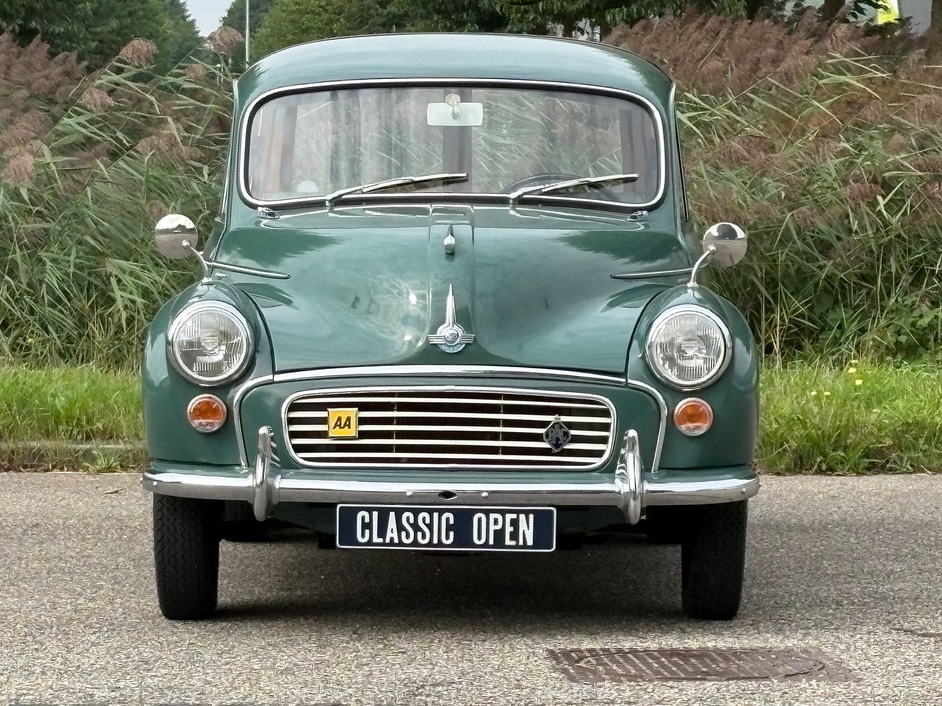 Morris Minor 1000 LHD, foto 2