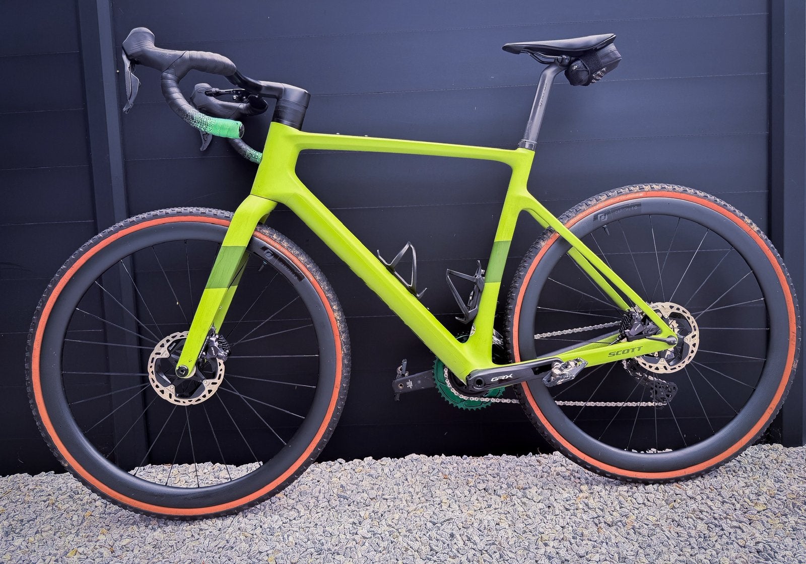 Scott addict gravel (custom), Vélos & Vélomoteurs, Vélos | Vélos de course, Comme neuf, Carbone, Enlèvement