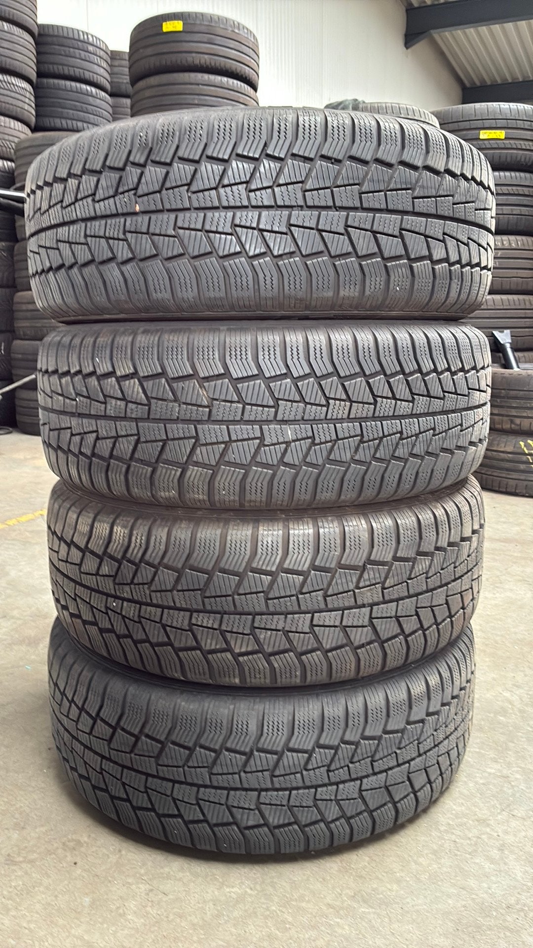 2055516 205/55/16 205/55R16 winterbanden Viking, Ophalen
