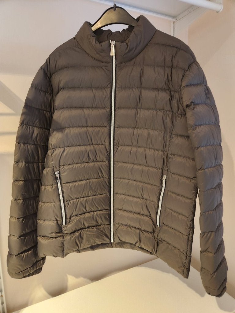 Trussardi Jeans lichte donsjas taupe, maat 56 (XXL), Beige, Maat 56/58 (XL), Ophalen of Verzenden, Zo goed als nieuw