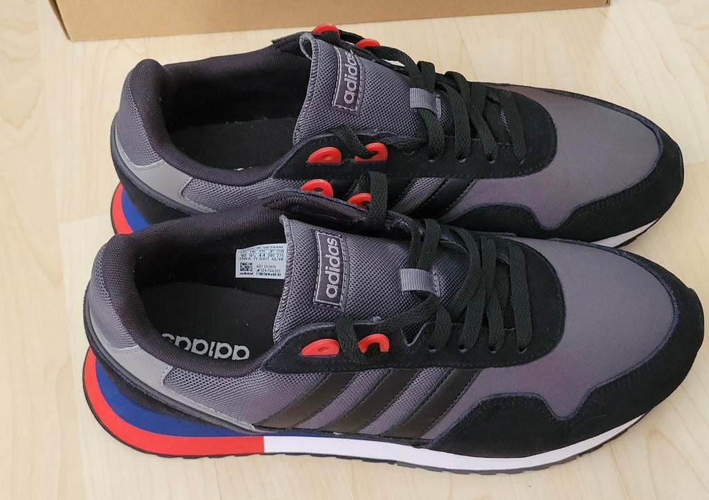 Baskets Adidas 8K 2020 taille 44 neuves, Vêtements | Hommes, Chaussures, Enlèvement, Neuf, Baskets