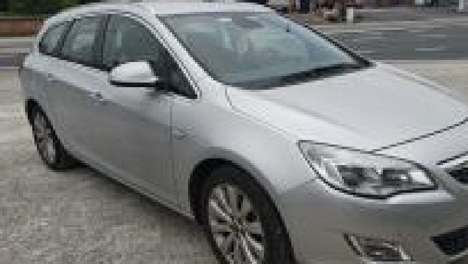 Opel Astra 1. 3  Ecoflex, Euro 5, 4 cilinders, Multifunctioneel stuurwiel, 5 deurs