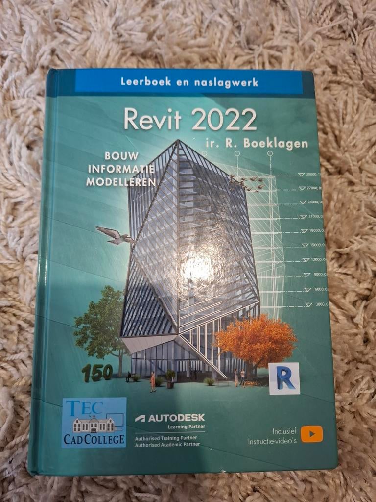 Revit 2022 leerboek en naslagwerk, Boeken, Ophalen of Verzenden, Zo goed als nieuw, Overige niveaus, Ir. R. Boeklagen