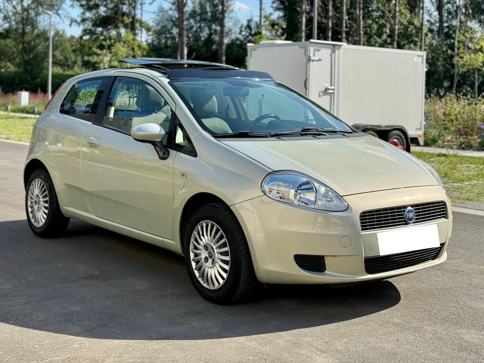 Fiat Punto 1.4 Benzine 2006 met Airco en Opendak - 138.000KM, Auto's, Fiat, 1400 cc, Particulier, Punto, 5 zetels