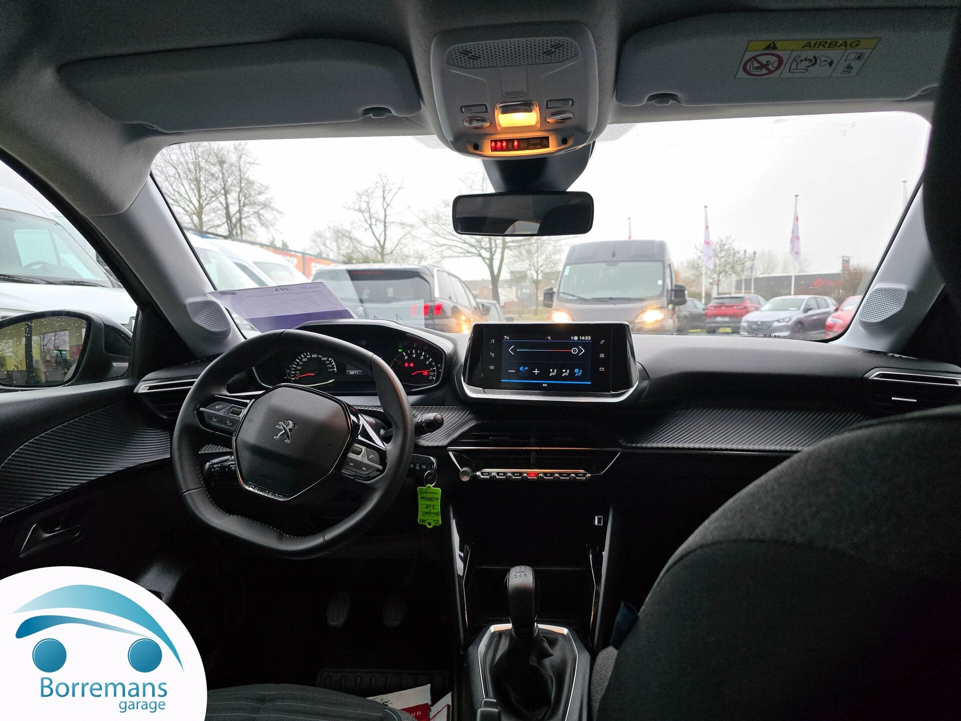 Peugeot 208 STYLE Carplay/Parkeersensoren/Lane Assist/Cruis, Auto's, Peugeot, 0 kg, 75 pk, 0 kg, USB