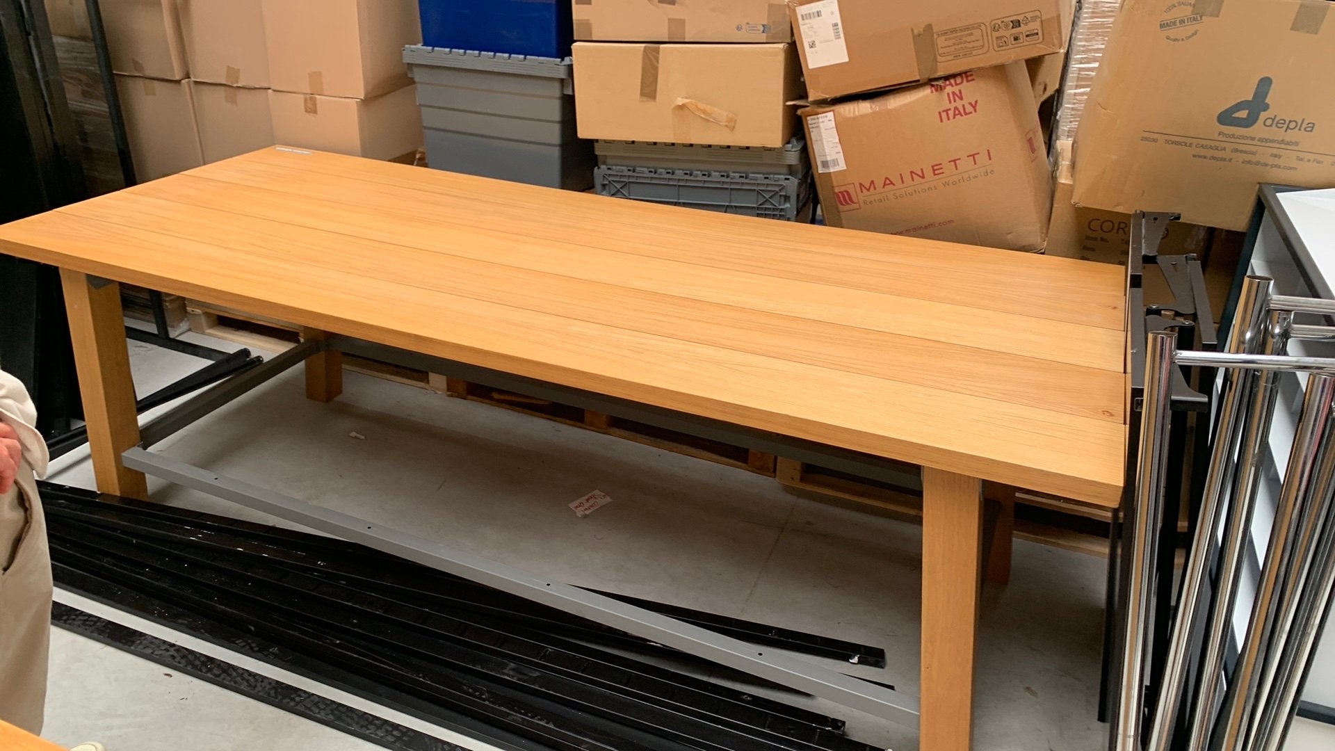 Table jack et jones, Enlèvement, Comme neuf