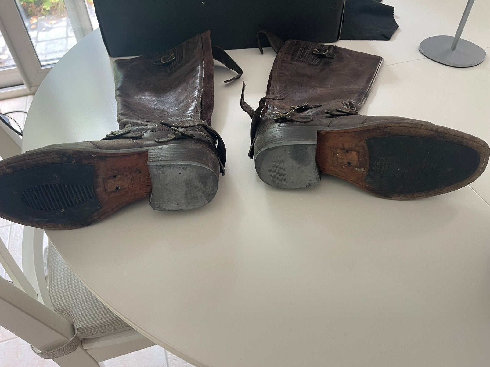 Belstaff, Ophalen, Gedragen