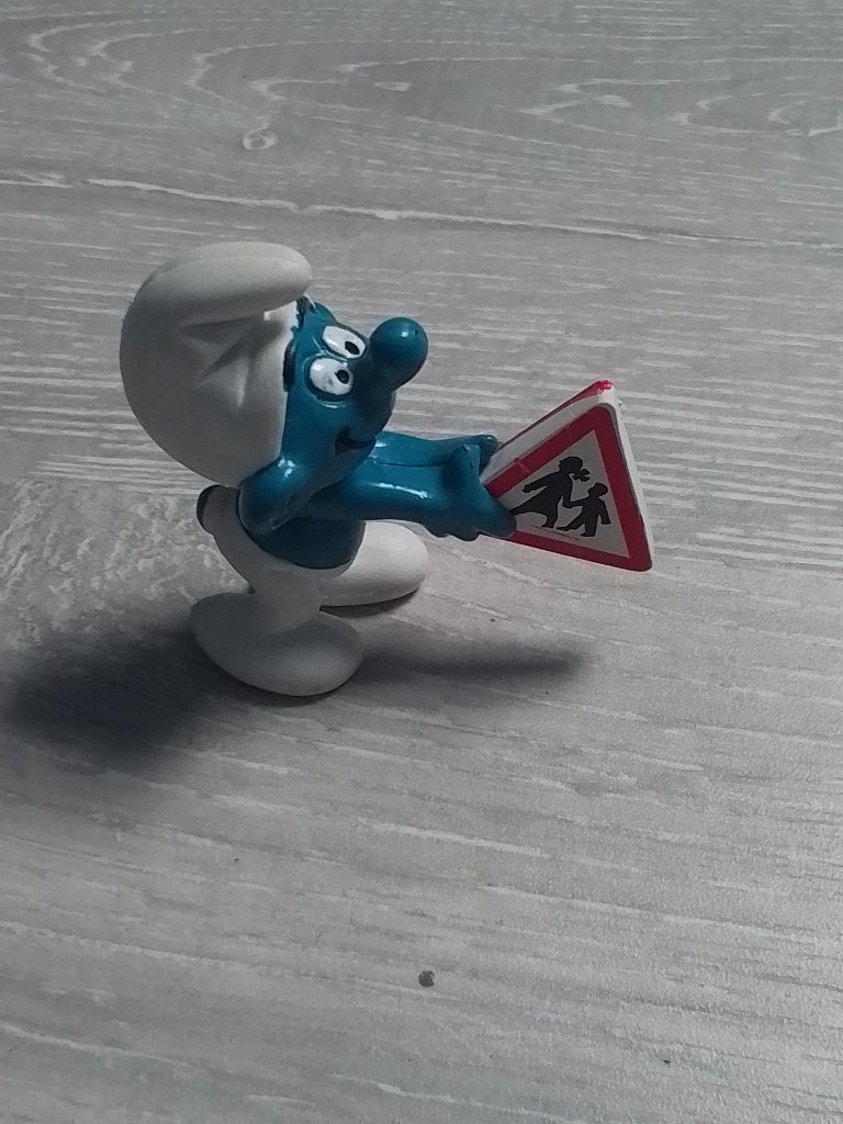 schtroumpfs smurf smurfen 20155 panneau de signalisation, Collections, Schtroumpfs, Envoi, Comme neuf, Autres Schtroumpfs, Poupée, Figurine ou Peluche