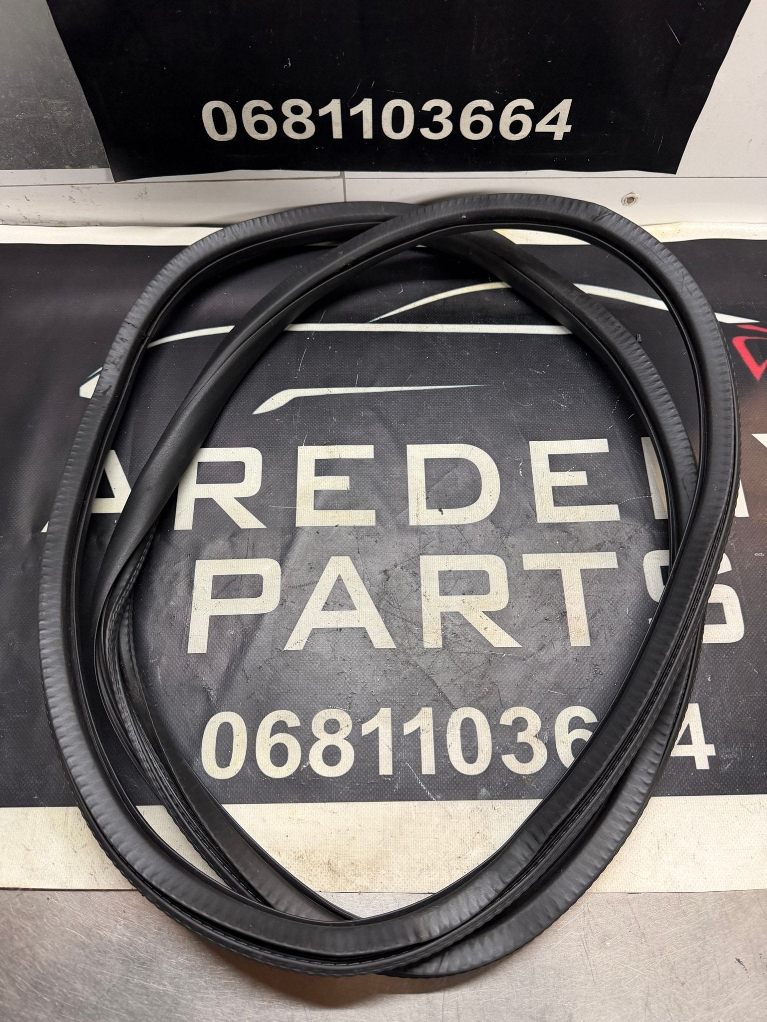 Mercedes CLA W118 Portierrubber Links Voor A1186920500, Utilisé, -, -, Enlèvement ou Envoi