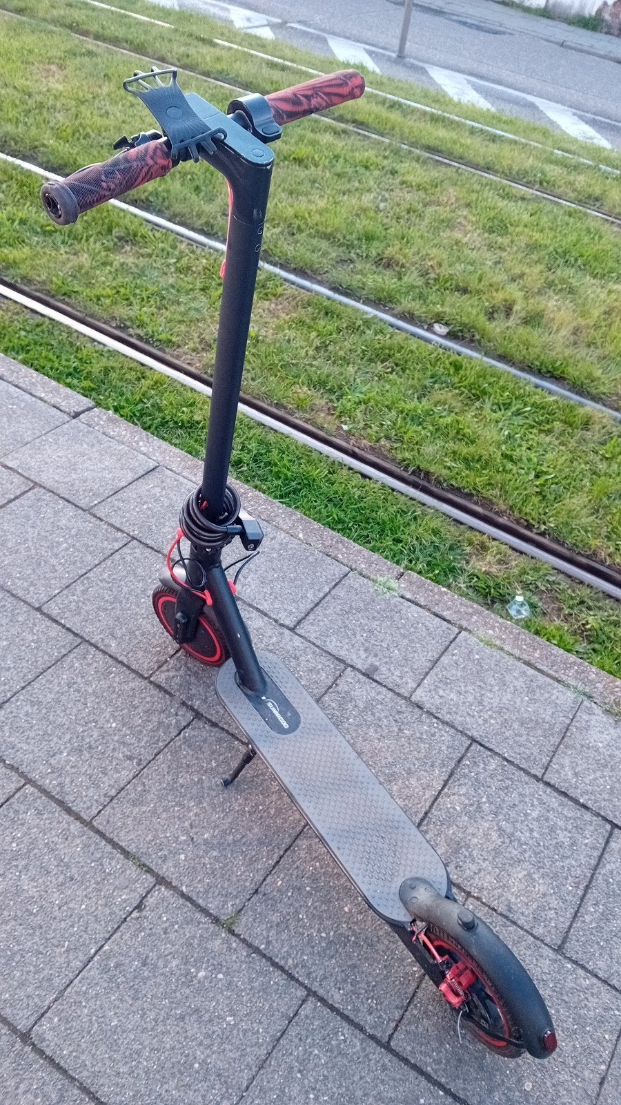 Elecktrische step, Fietsen en Brommers, Ophalen, Zo goed als nieuw, Elektrische step (E-scooter), Sunnigoo