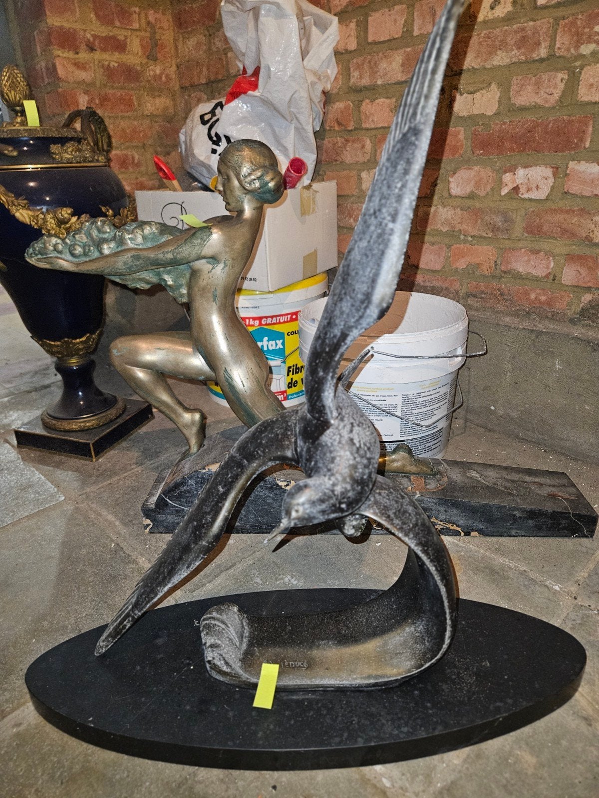 Sculpture Art déco « Oiseau sur la vague » signée M. Leducq,, Enlèvement, Utilisé, Animal