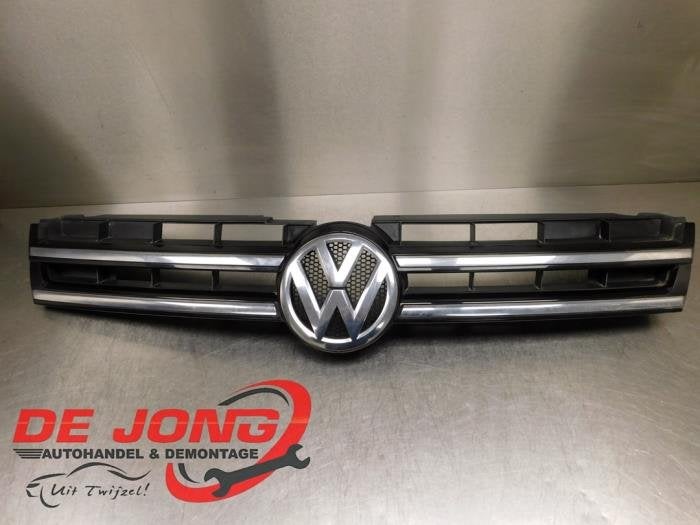 Grille van een Volkswagen Touareg, Gebruikt, -, Volkswagen, -