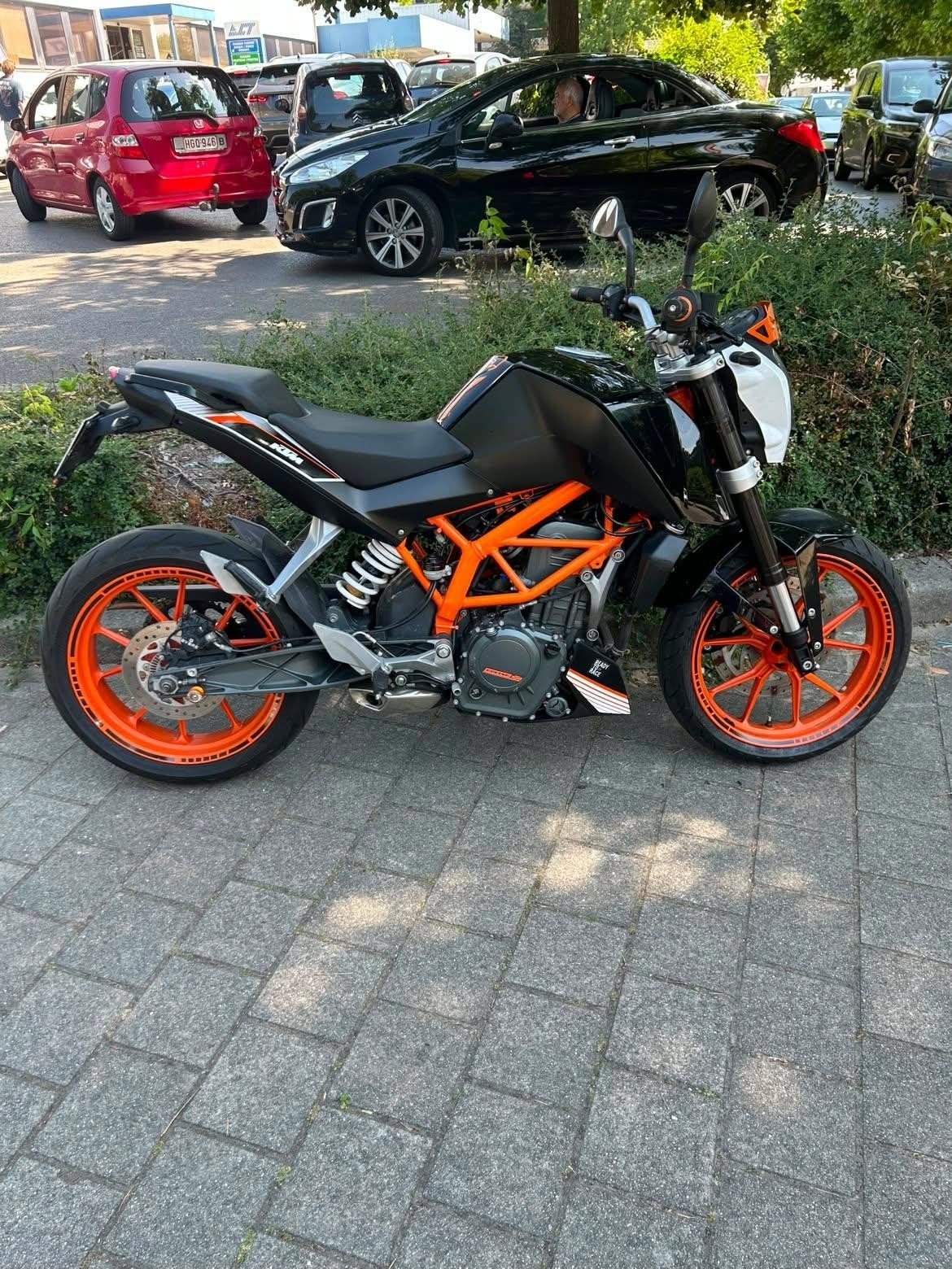 Ktm duke 390, Particulier