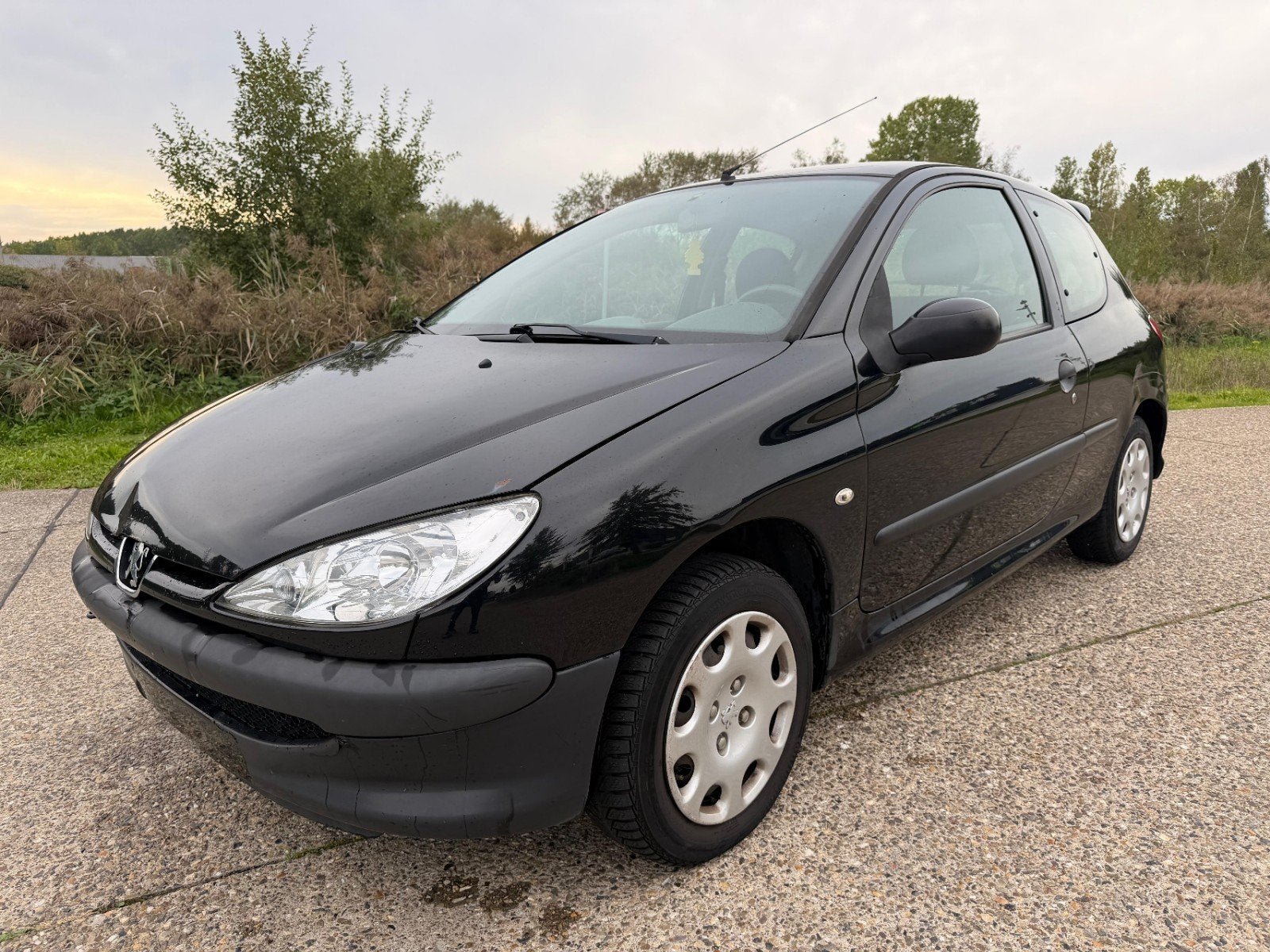 Peugeot 206 1.4i Benzine 75PK, Auto's, Voorwielaandrijving, Stof, 4 cilinders, 1396 cc