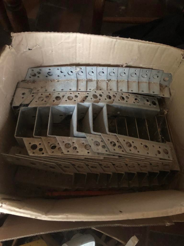 Ancrages muraux galvanisés 16/8 taille extérieure 40 pièces, Envoi, Neuf, 100 à 250 mm, Autres types