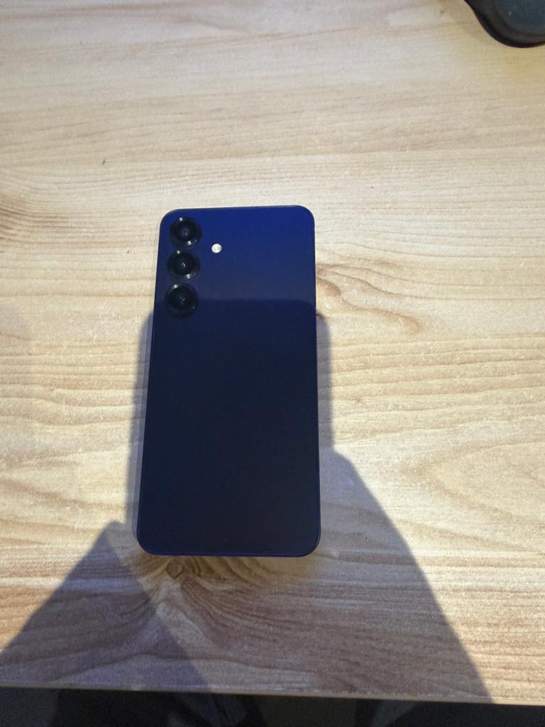 Samsung s25, Telecommunicatie, Mobiele telefoons | Apple iPhone, Ophalen, 128 GB, Blauw, Zo goed als nieuw