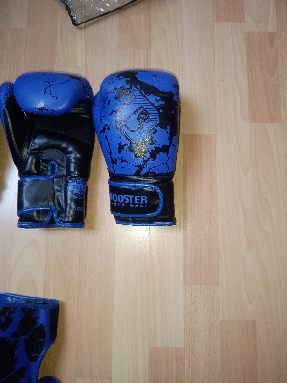hele set kickboks spullen, Sports & Fitness, Enlèvement, Comme neuf, Protection pour arts martiaux