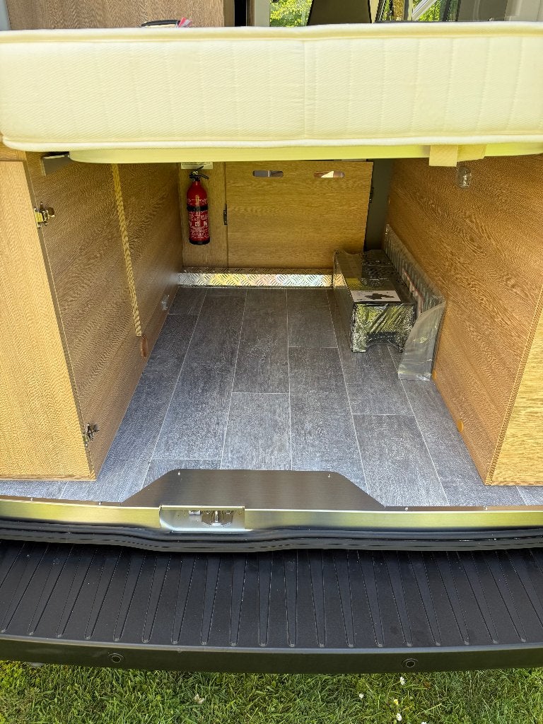 Ford Giotivan 60FT - 2026, Caravans en Kamperen, Automaat, Buscamper of Camperbus, Ford, Elektrische ramen