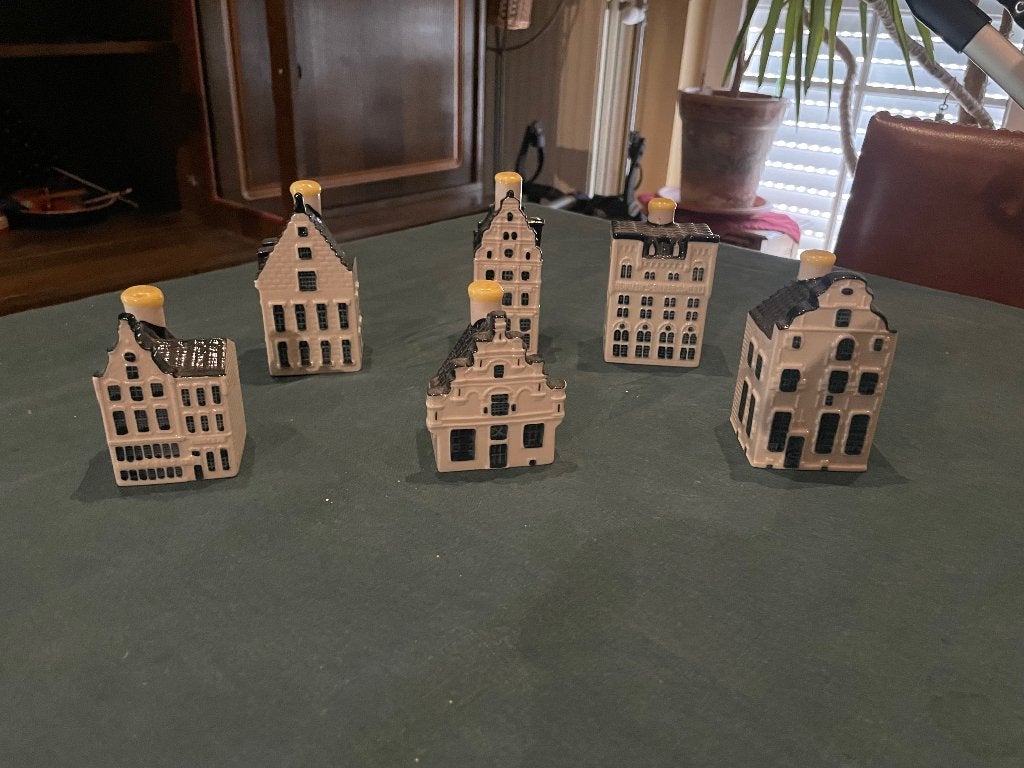 IEP 2: 6 KLM klare jenever Delft blauwe huisjes, verzegeld, Enlèvement, Neuf, Multicolore, Pierre/céramique