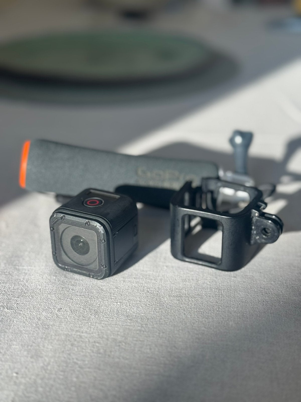 GoPro Session 4 met grip, TV, Hi-fi & Vidéo, Caméras action, Enlèvement, Comme neuf, GoPro