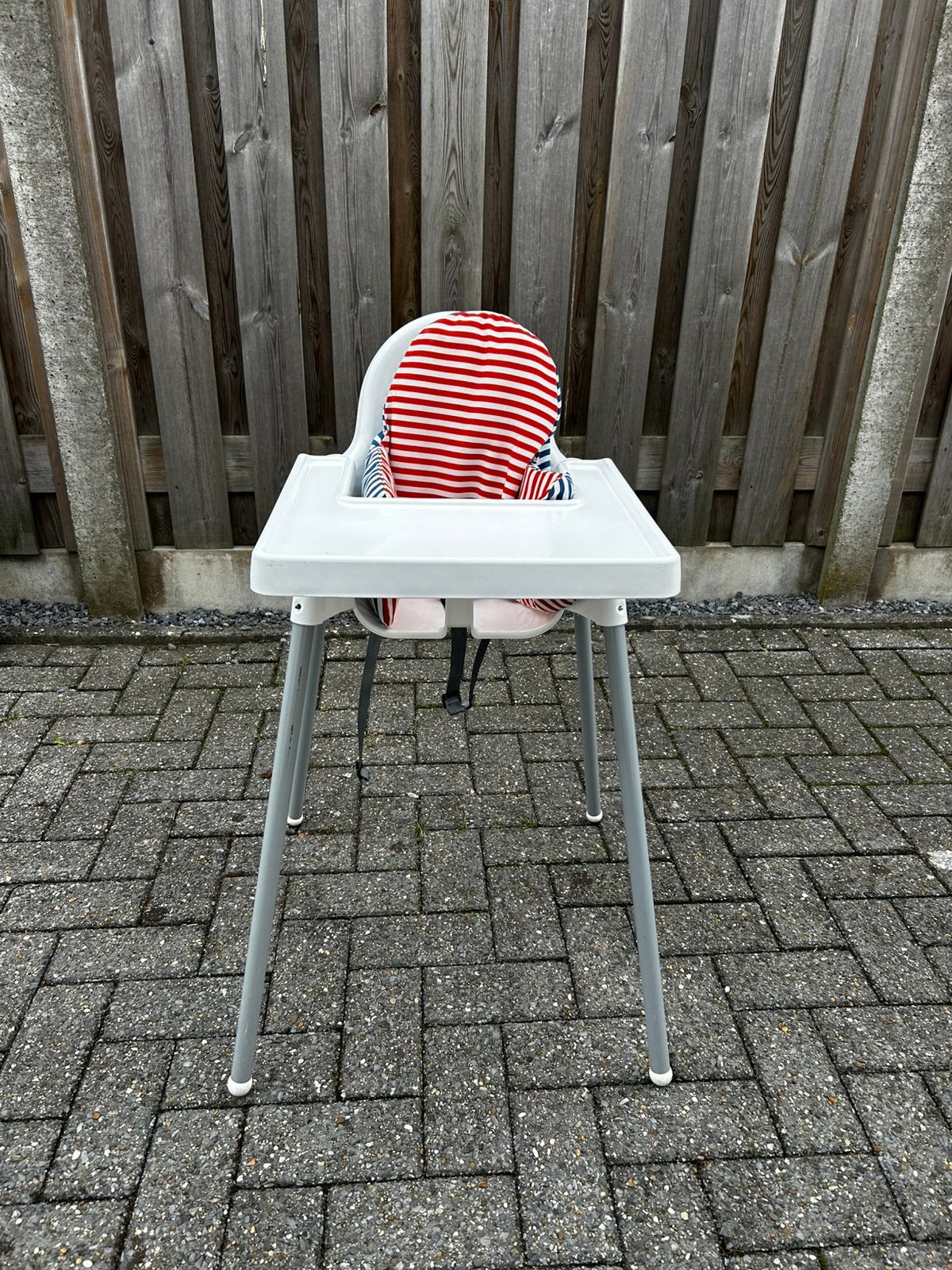 Ikea kinderstoel, Kinderen en Baby's, Kinderstoelen, Ophalen, Zo goed als nieuw