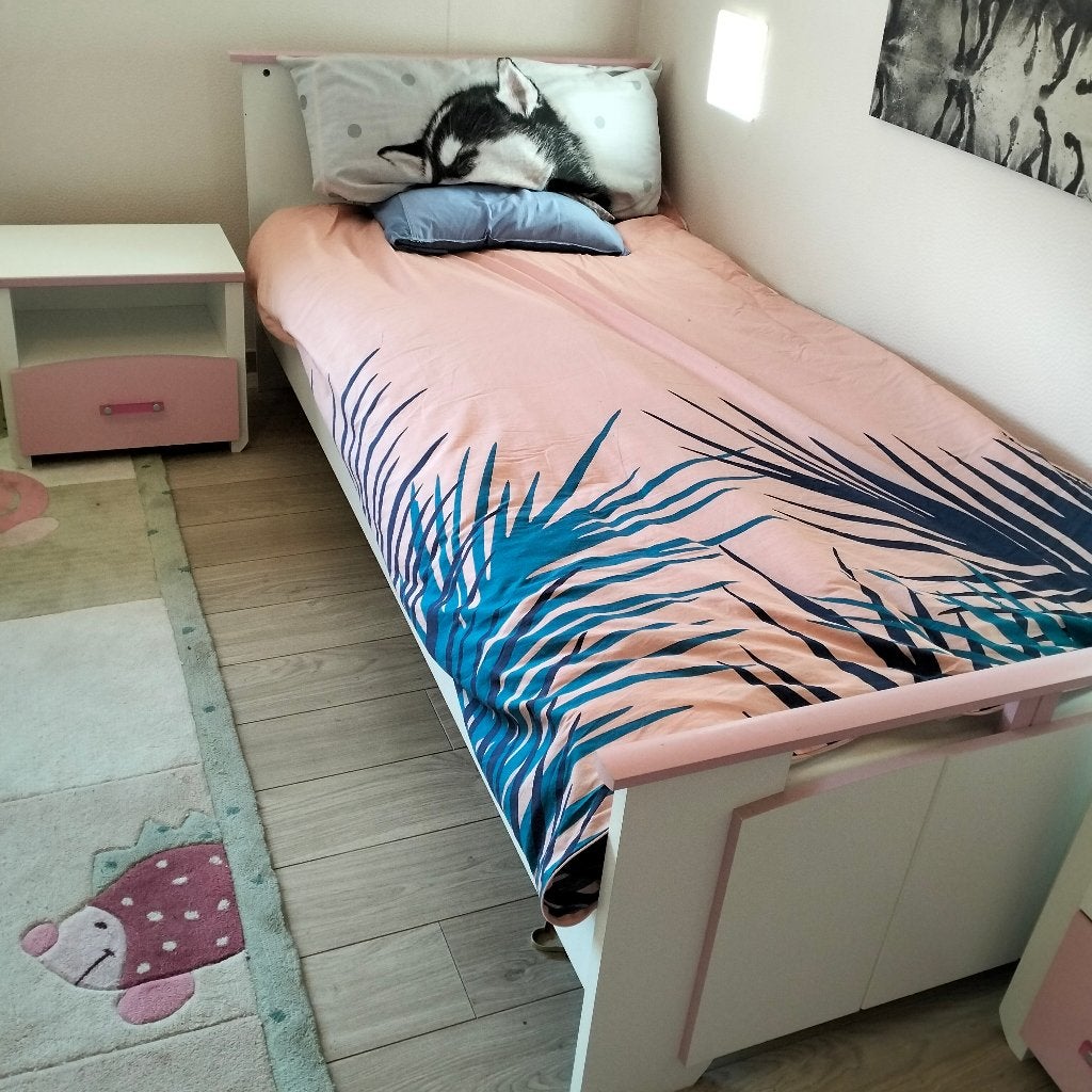 Complete kinderkamer, Kinderen en Baby's, Ophalen, Zo goed als nieuw, Meisje