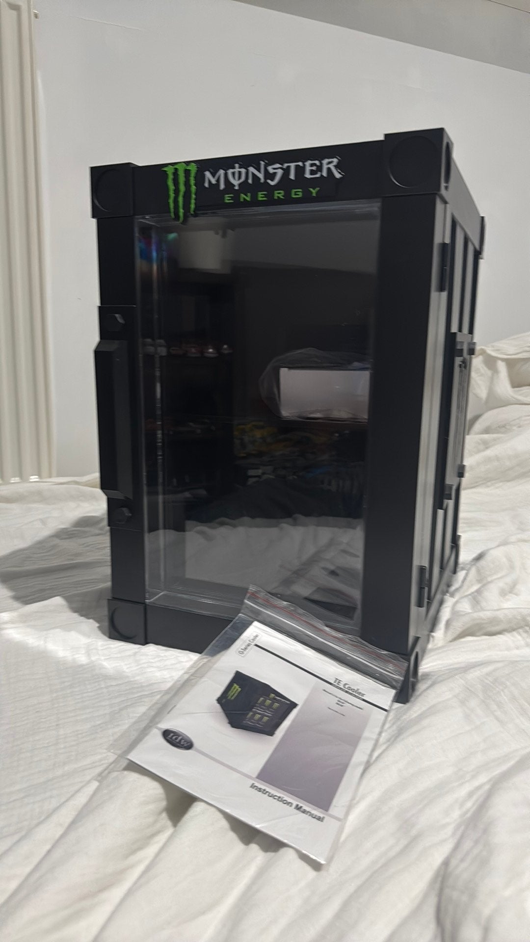Monster energy frigo, Ophalen, Zo goed als nieuw